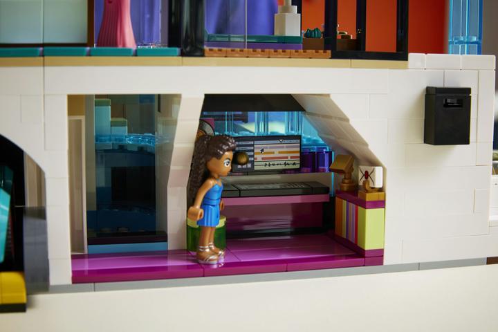 Image du produit LEGO Andrea's Modern Mansion (42639, LEGO Friends)