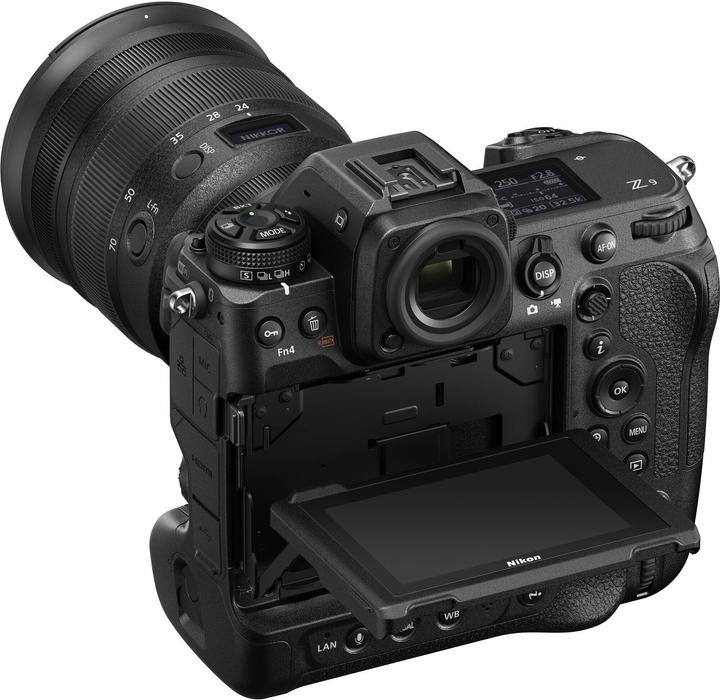 Actual product image Nikon Z 9 (45.70 Mpx, Full frame)