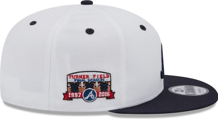 Image du produit New Era 9Fifty Snapback Cap - SIDEPATCH Atlanta Braves (S, M)
