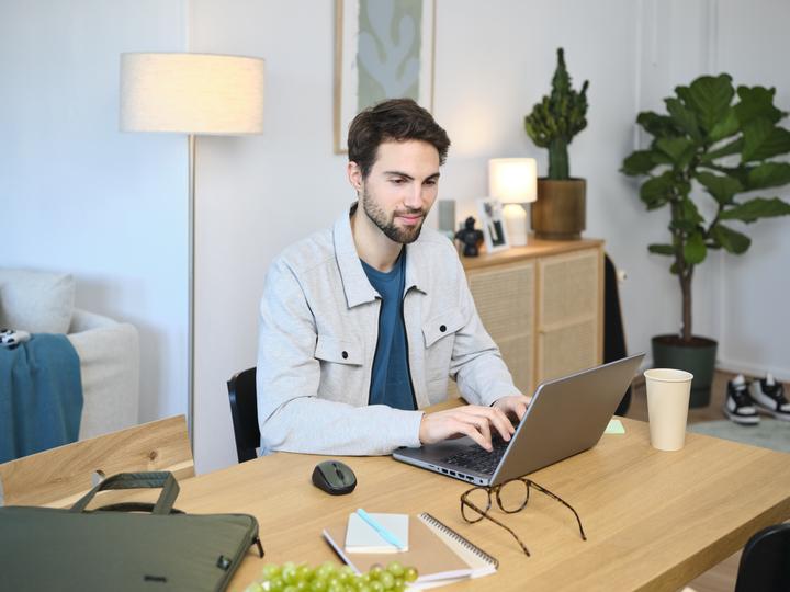 Actual product image Trust Bologna Bag And Mouse Set Green (16", Universal)