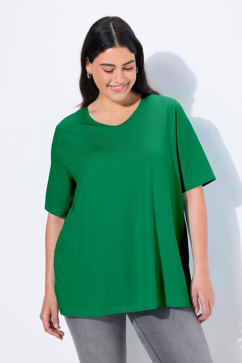 Actual product image Ulla Popken Essential V-Neck Stretch Tee (46, 48)