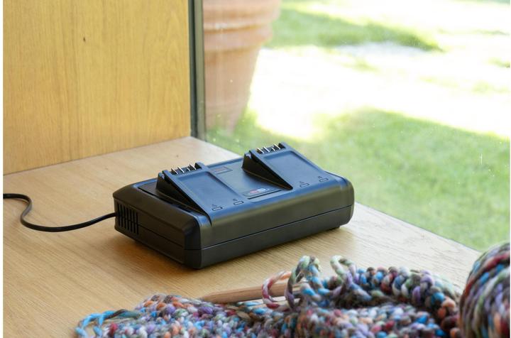 Produktbild Bosch Hausgeräte Schnell-Lader AL 2x18V-88 (18 V)