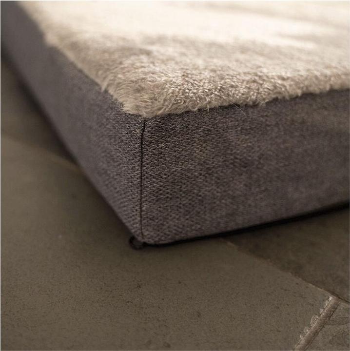 Actual product image Flamingo Carlota cushion grey M (Dog)