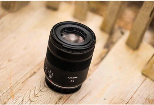 Actual product image Canon RF 85mm f/2.0 Macro IS STM (Canon RF, full size)