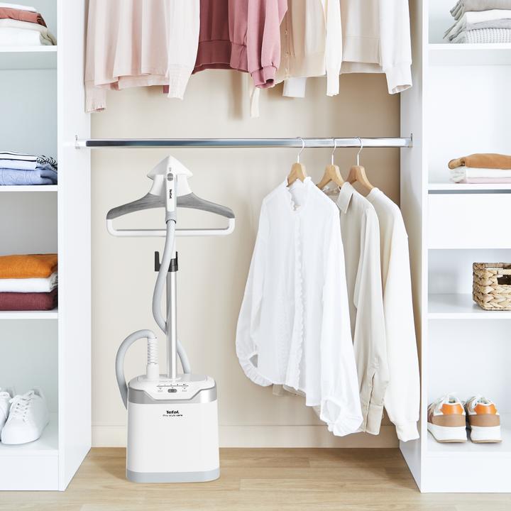 Actual product image Tefal Pro Style Care IT8470 (2000 W, 42 g/min)