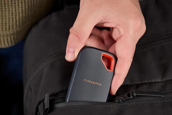 Actual product image SANDISK Extreme Portable V3 (1 TB)