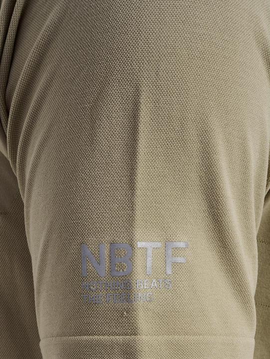 Produktbild Newline nwlPACE SEAMLESS TEE (S)