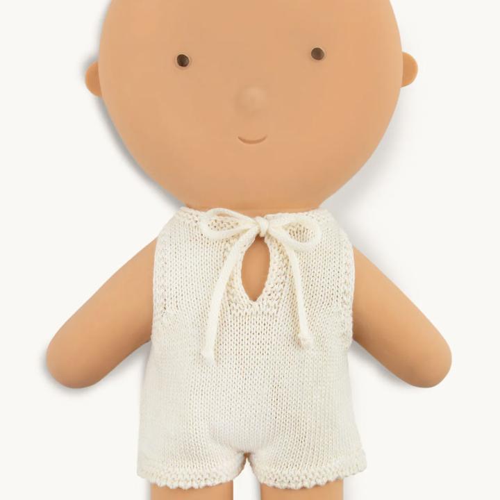Produktbild Gommu Baby-Puppe «Vanilla» aus Bio-Naturkautschuk