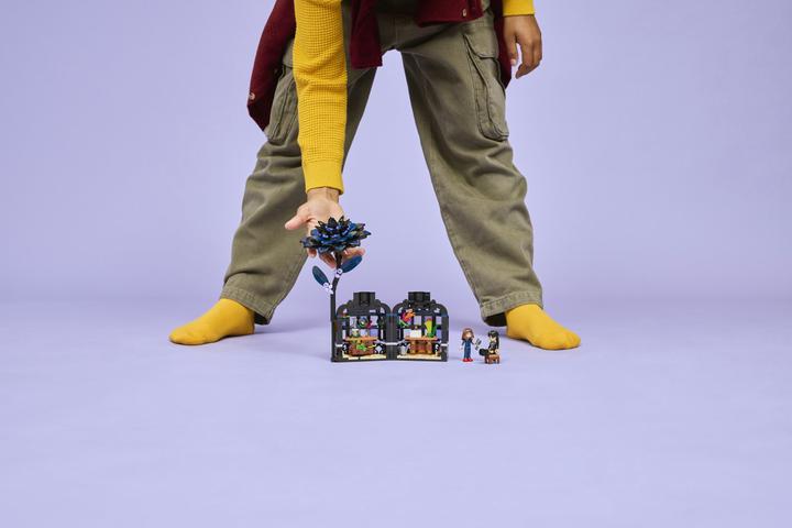 Immagine prodotto LEGO Dalia nera (76784, LEGO Wednesday)