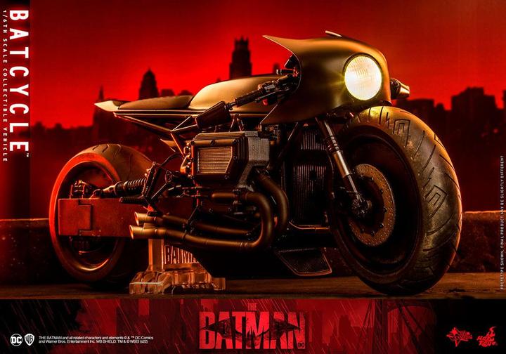 Actual product image Hot Toys The Batman Véhicule Movie Masterpiece 1/6 Batcycle 42 cm