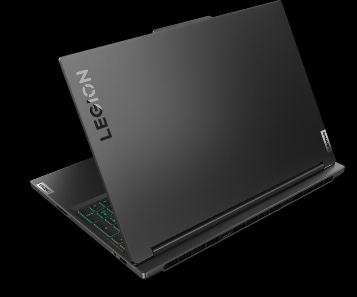 Produktbild Lenovo Legion 7 (16", Intel Core i7-14700HX, 32 GB, 1000 GB, US)