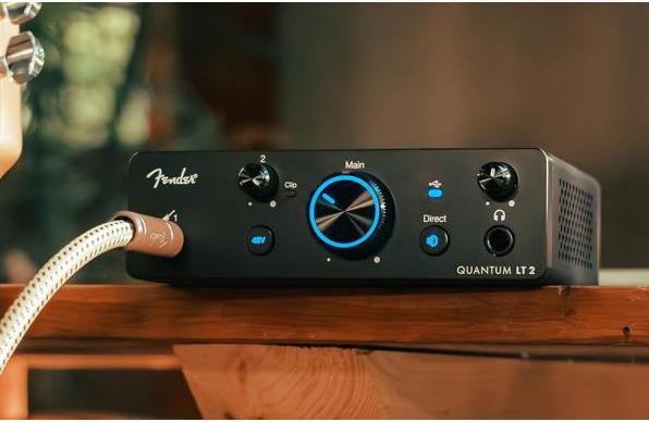 Actual product image Fender Quantum LT 2 (USB)