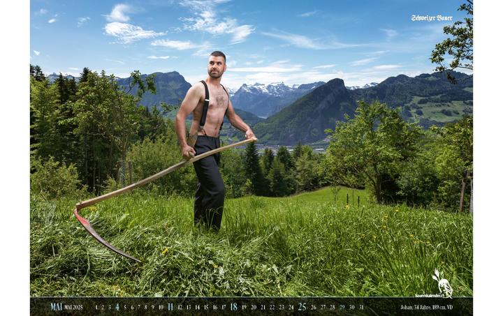 Produktbild Schweizer Bauernkalender Boys 2025 (56 x 40 cm, Deutsch, Französisch, Italienisch, Englisch)