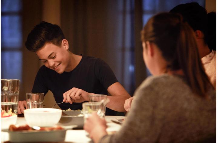 Produktbild Philips Lampe (E14, 470 lm, 1x)