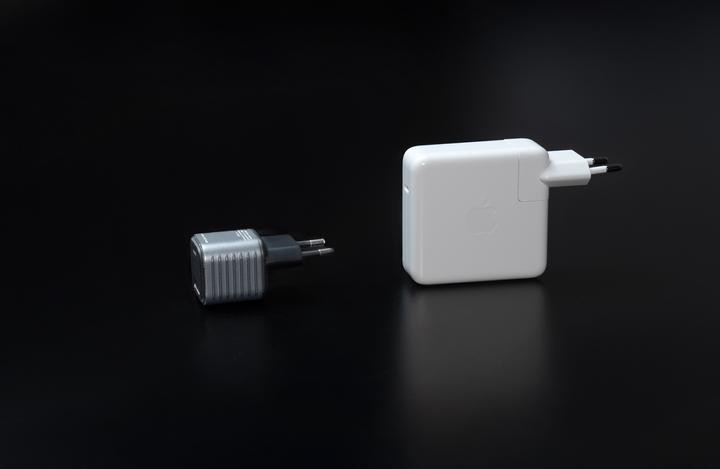 Image du produit Rolling Square Supertiny GaN Charger 65W (65 W)