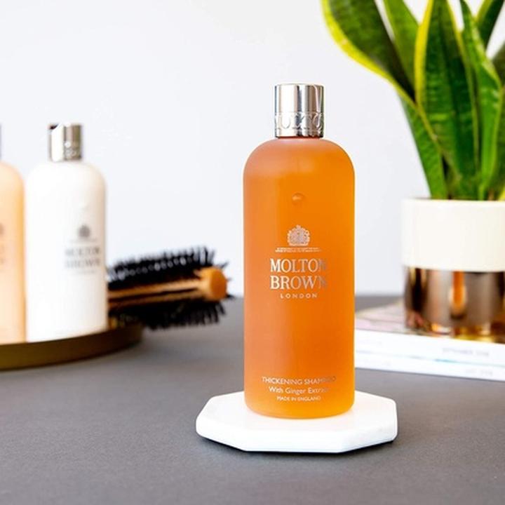 Actual product image Molton Brown M.Brown Ginger Extract Thickening Shampoo (300 ml, Liquid shampoo)