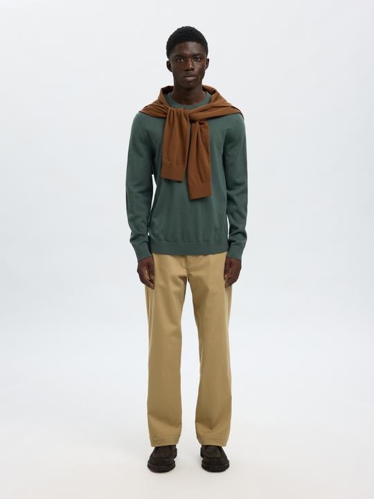 Actual product image Selected 100% merino wool jumper with round neckline (L)