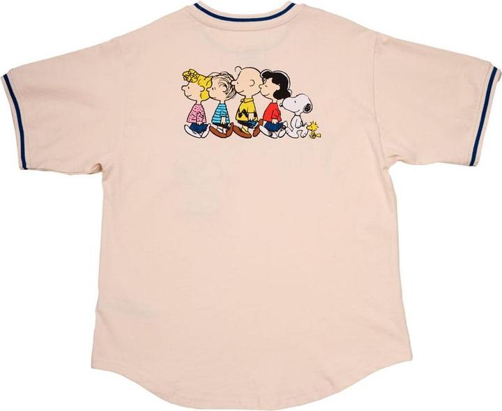 Actual product image Loungefly Peanuts by Tee T-Shirt Unisex Sporty Size XL (XL)
