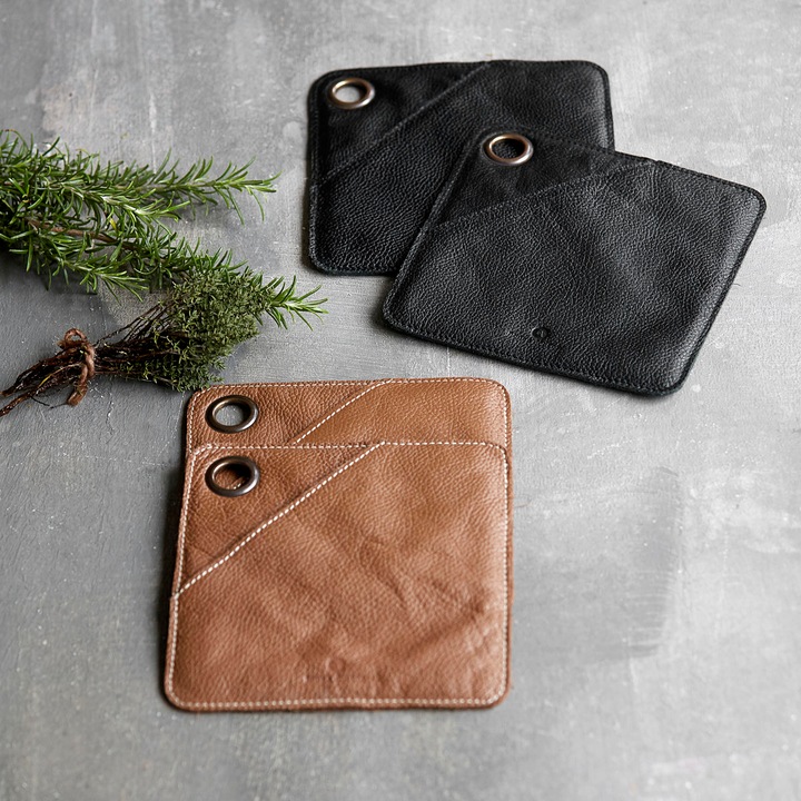 Actual product image House Doctor Pot holder, Square, Black (Buffalo skin)