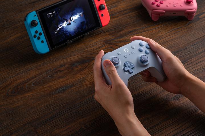 Produktbild 8bitdo Ultimate 2C (Switch 2)
