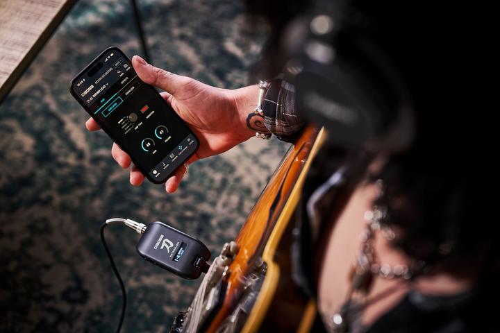 Actual product image BOSS (Electronics) Katana:GO (Display, Bluetooth)