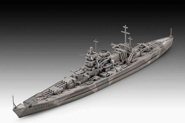 Actual product image Revell Model Set Gneisenau