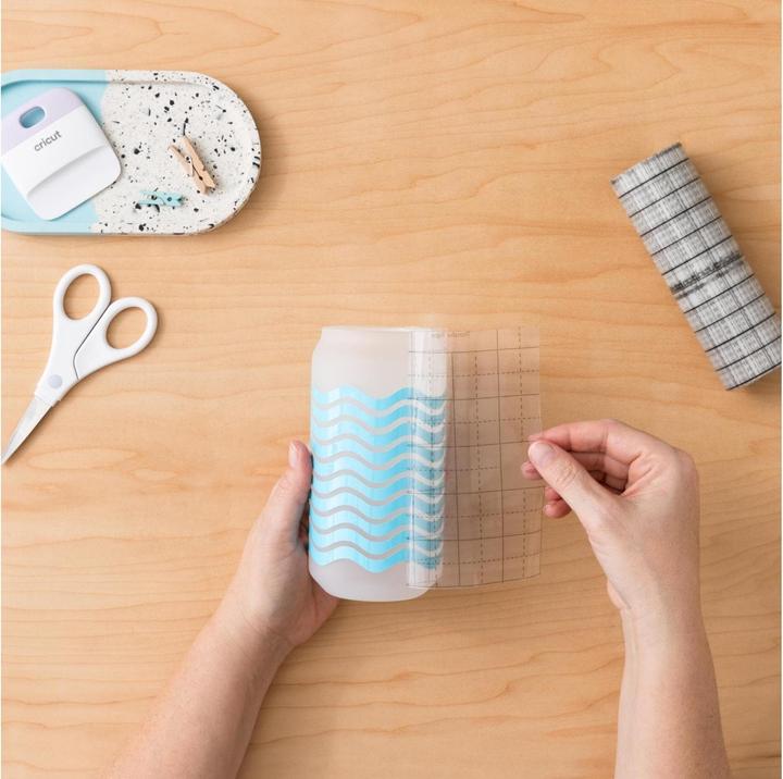 Actual product image Cricut Transfer Film Transfertape Joy 13.9 x 304.8 cm, Transparent