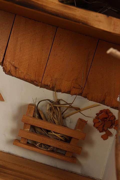 Actual product image Creation Gross Wooden cot stable