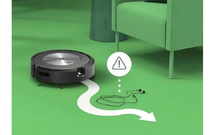 Actual product image iRobot Roomba j7 (Robot vacuum)