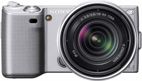 Sony NEX-5K, 14 MP, 7fps, vidéo FullHD, 18-55mm KIT, argenté