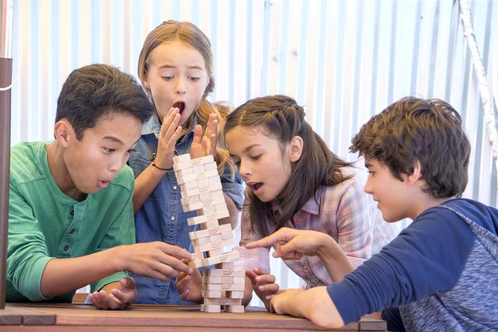 Produktbild Hasbro Gaming Jenga Classic (Französisch, Italienisch, Deutsch)