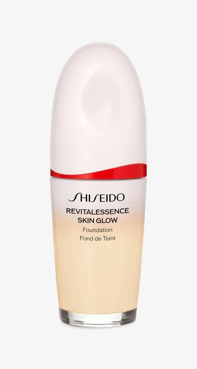 Actual product image Shiseido Revitalising Skin Glow Fond de Teint No 110 (110 Alabaster)
