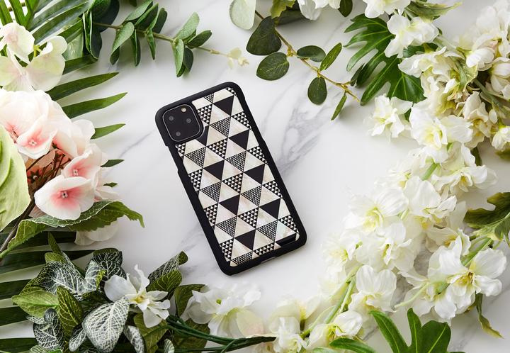 Produktbild Ikins SmartPhone case iPhone 11 Pro Max pyramid black (Apple iPhone 11 Pro Max)
