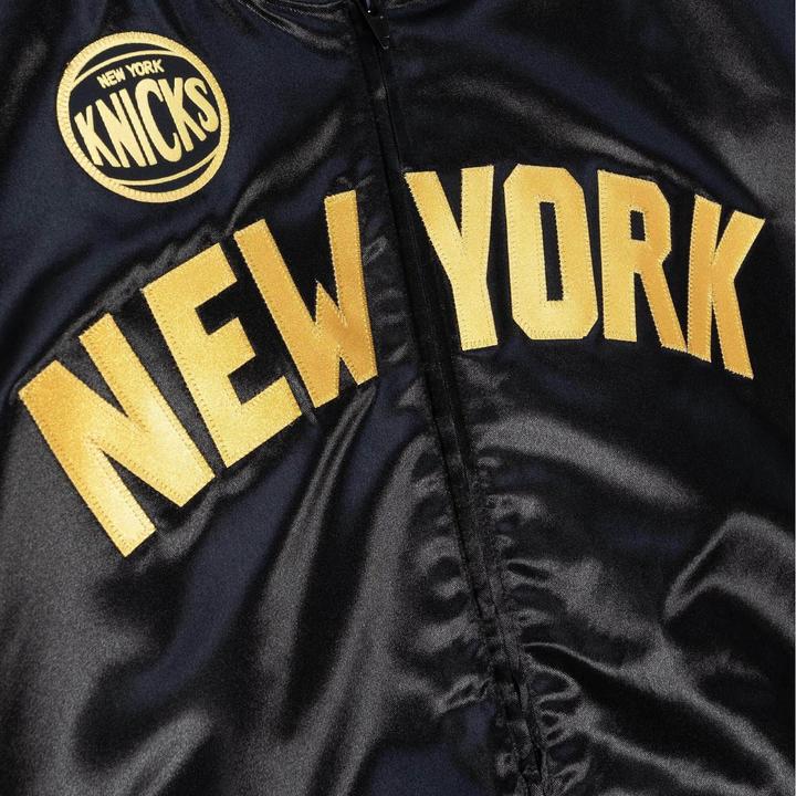 Image du produit Mitchell & Ness M&N Big Face 4.0 Satin Veste - NBA New York Knicks (XL)