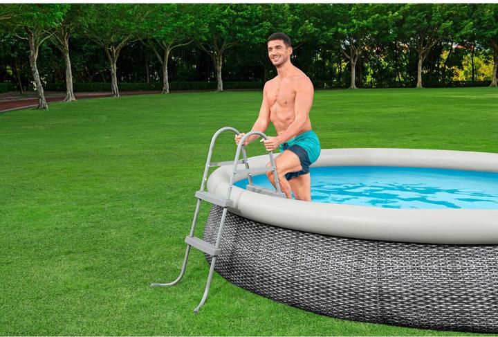 Actual product image Bestway Treppenaufputz-Swimmingpool