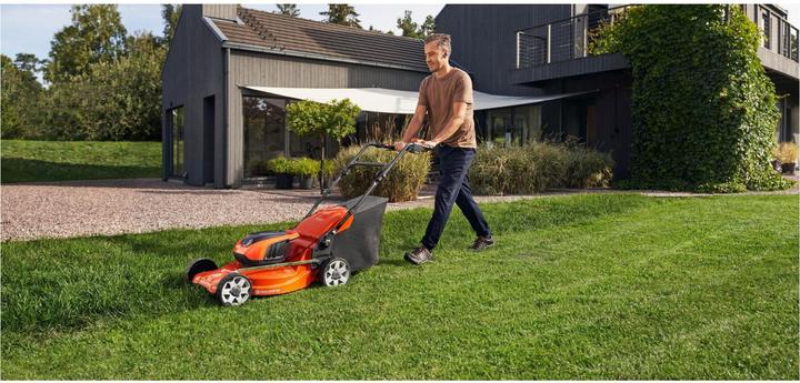 Image du produit Husqvarna LC 142iS (Fonctionnement sur batterie)