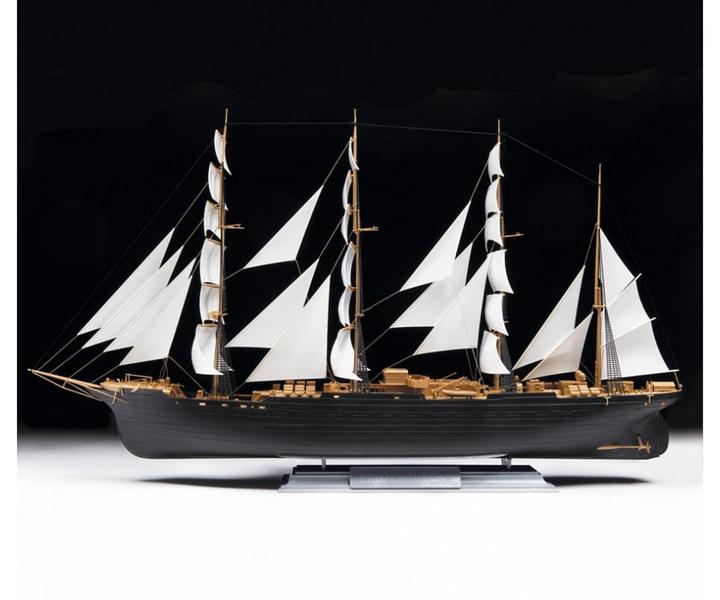 Produktbild Carson 1:200 Krusenstern Sailing Ship