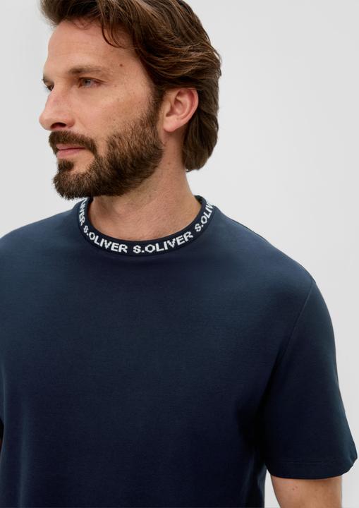 Immagine prodotto S.Oliver T-Shirt Baumwollstretch-Shirt mit Schriftprintkragen (S)