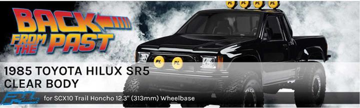 Image du produit Pro-Line 1985 Toyotta HiLux SR5 carreau clair (Cab & Bed)