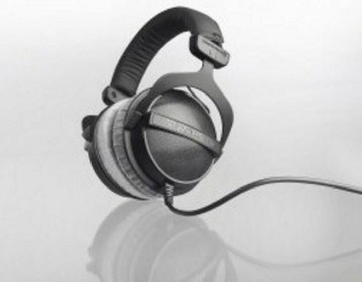 Produktbild Beyerdynamic DT 770 Pro (Keine Geräuschunterdrückung, Kabelgebunden)
