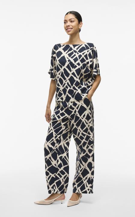 Actual product image Vila U-Boot-Ausschnitt Oberteil mit kurzen Ärmeln (38)