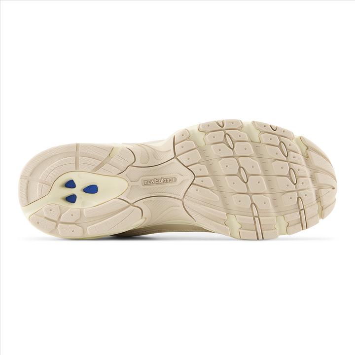 Image du produit New Balance MR530AA (42)