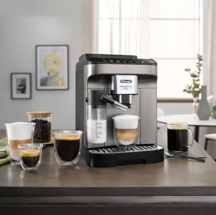 Actual product image De'Longhi Magnifica Evo (EU plug)