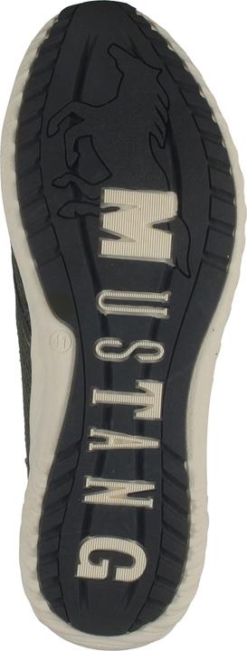 Produktbild Mustang zeigt einen lässigen Sneaker in Mesh-Optik. Durch das schlichte Design lässt sich dieses Mod (41)