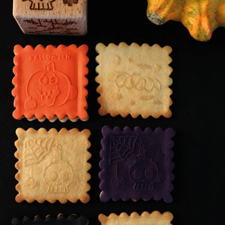 Actual product image ScrapCooking Ausstecher mit Würfelstempel Halloween