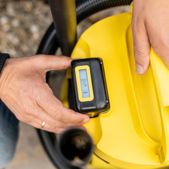 Actual product image Kärcher WD 2-18 V-12/18 (Wet dry vacuum cleaner)