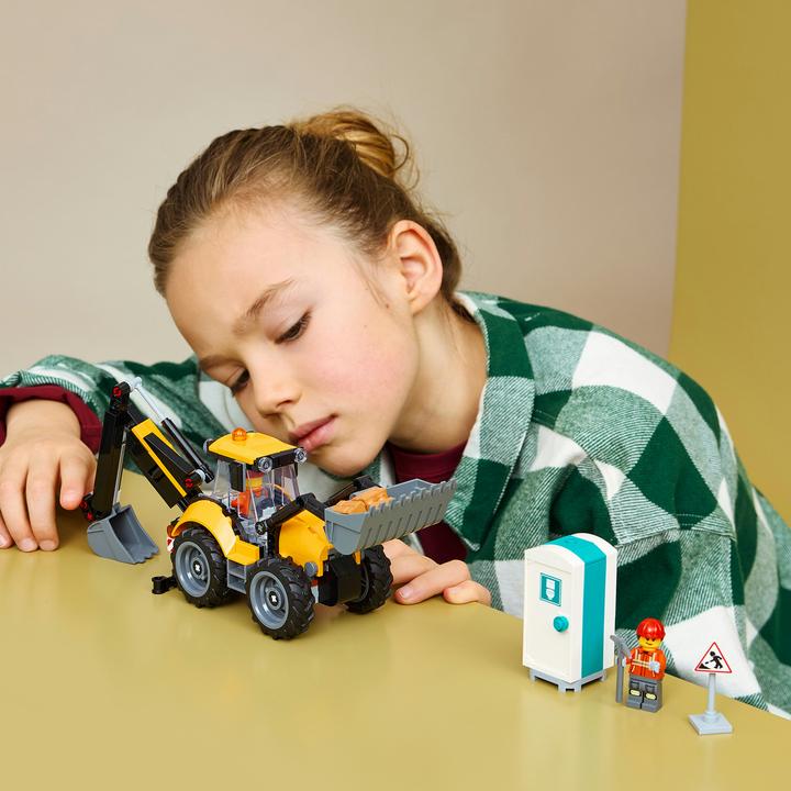 Actual product image LEGO 60480 Gelber Baggerlader