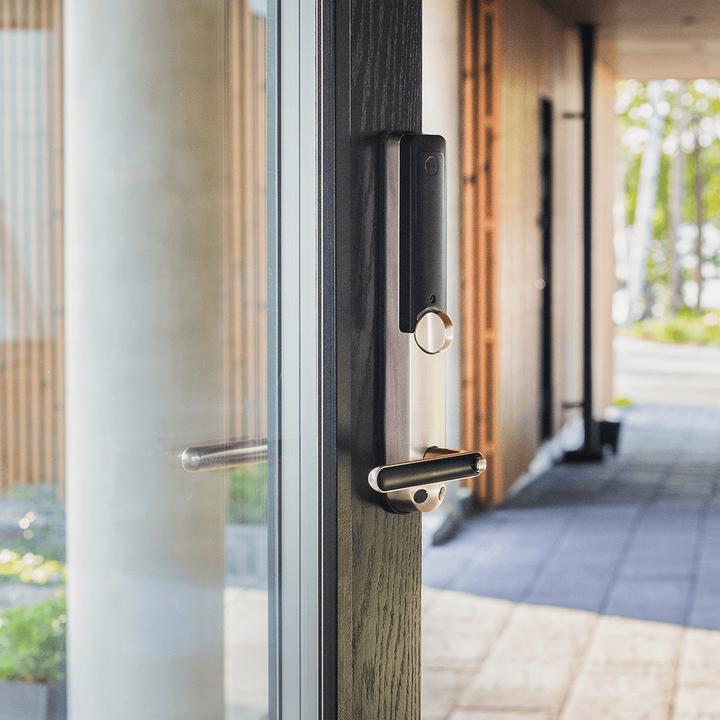 Produktbild Yale Doorman L3 -??lylukko, harjattu ter??s (Bluetooth, Elektronische Zahlenkombination)