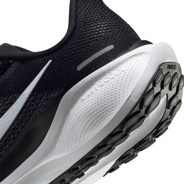 Actual product image Nike Women's Pegasus 41 (38)