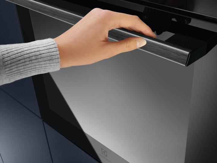 Actual product image Electrolux Piekarnik EOD5H70BZ